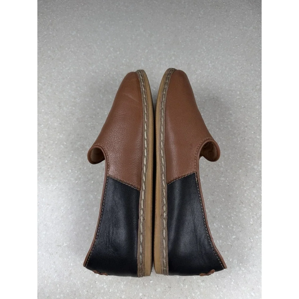 Charix Atelier Camel & Black Slip On Artisan Leather Flats Shoes‎ Sz 37 US 7